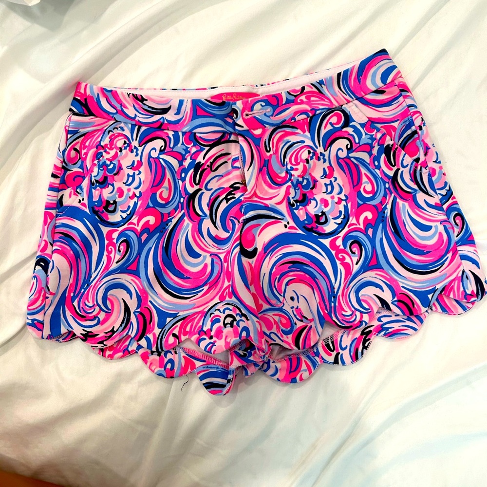 Lilly Pulitzer scalloped shorts